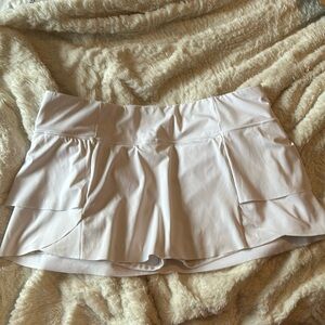 Athleta Skort size 1x in White. Skort is in great condition!